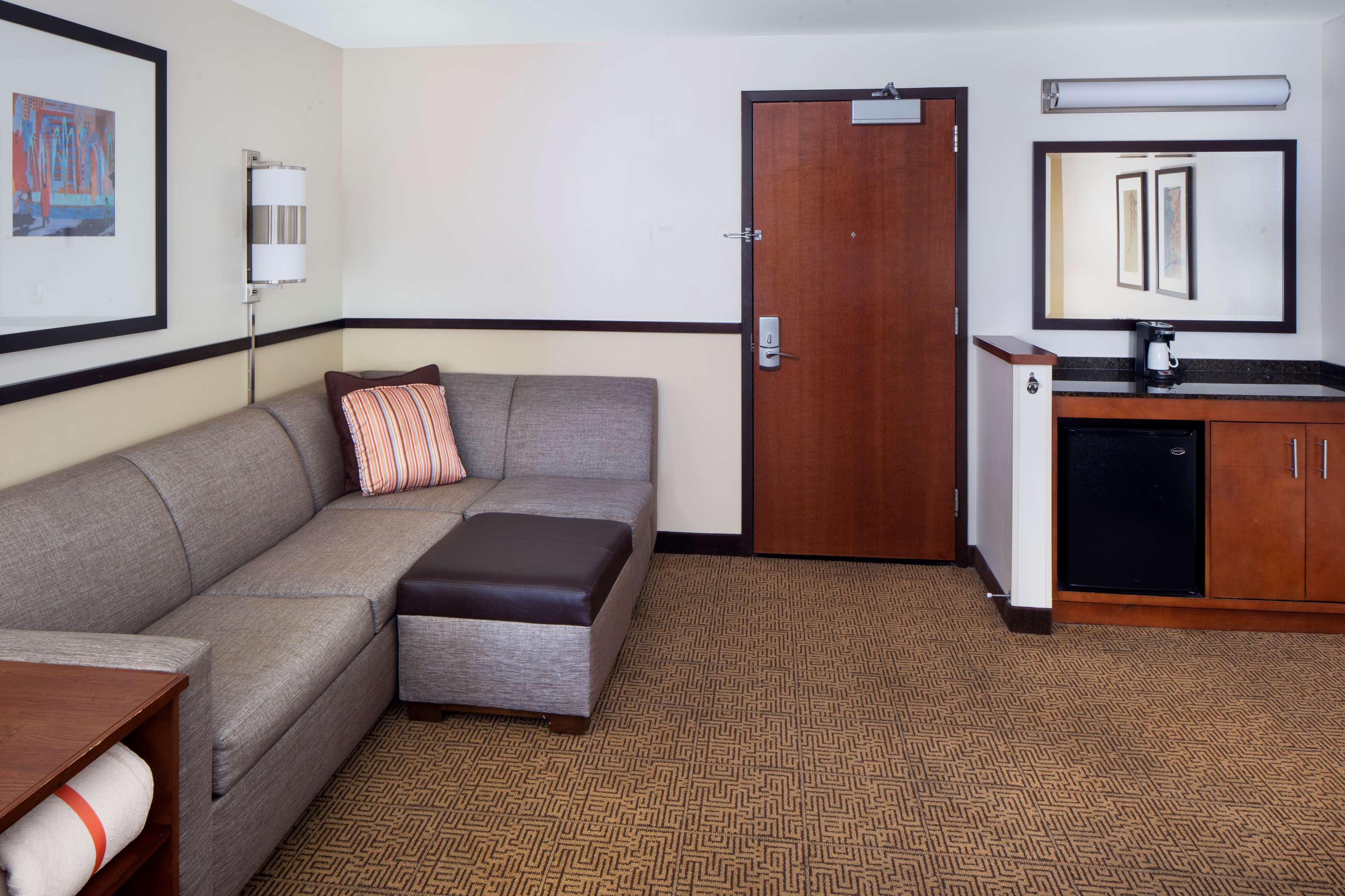 Hyatt Place Phoenix/ Mesa Exterior photo