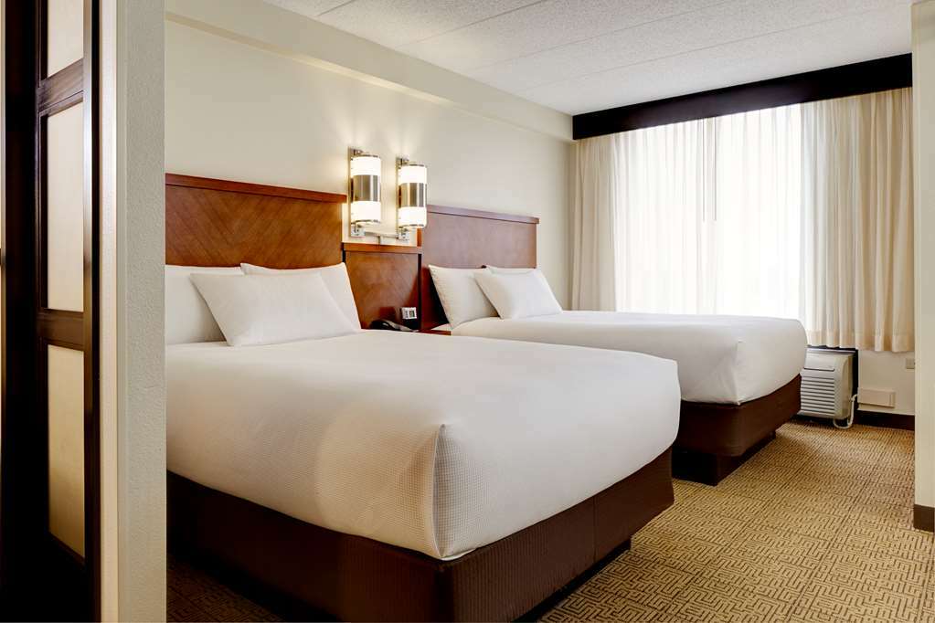 Hyatt Place Phoenix/ Mesa Room photo